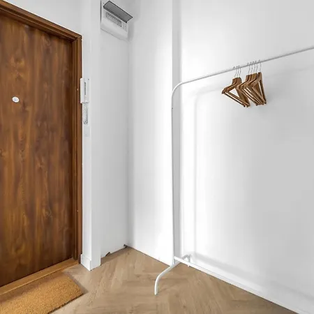 Koneser Apartment - Workspace, Balcony, Subway - By Rentujemy Warsaw Exterior photo